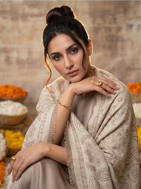 Silky Velvet Woolen Stole - Ivory