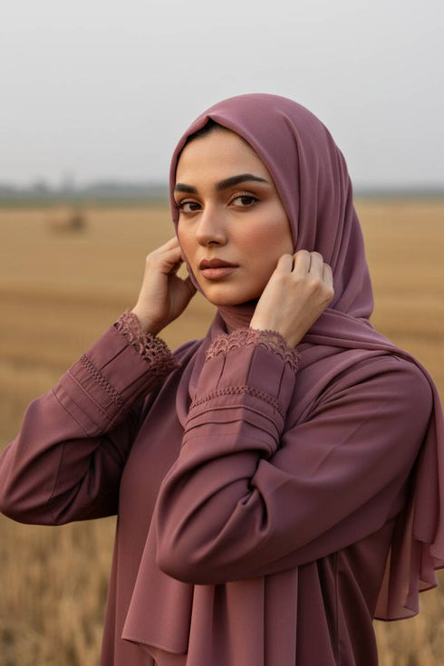 Eimaan Lace Cuff Abaya