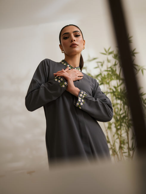 Warda Abaya