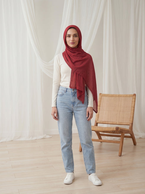 Noor Lace Hijab - Maroon