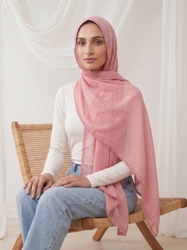 Noor Lace Hijab - Salmon Pink