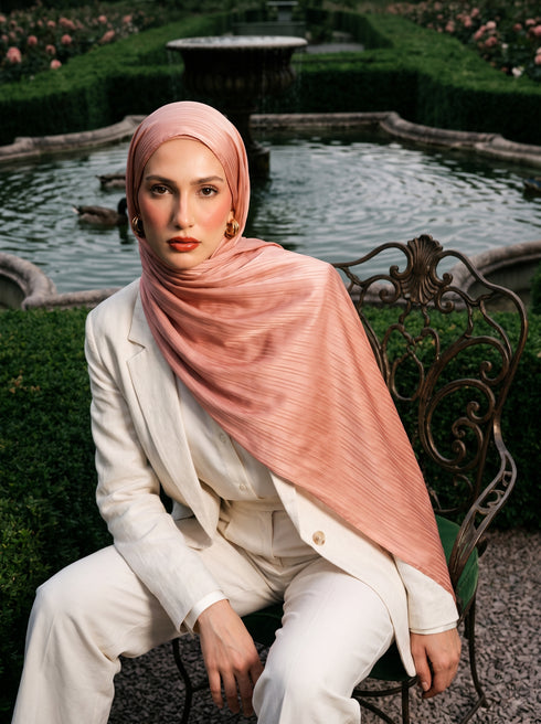 Solène Silk Hijab - Salmon Pink