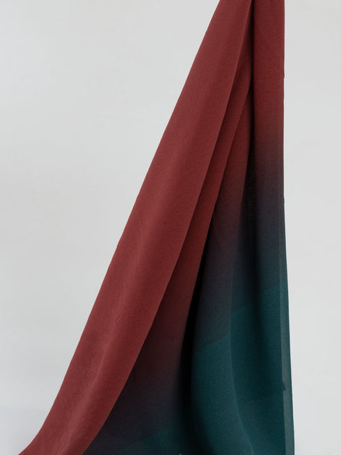 حجاب منقط ذهبي - بنفسجي