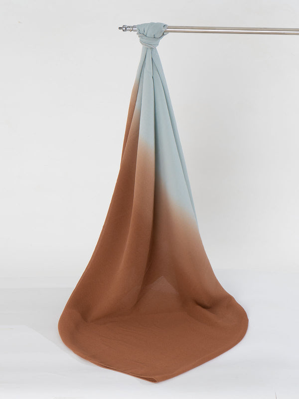 حجاب منقط ذهبي - بنفسجي