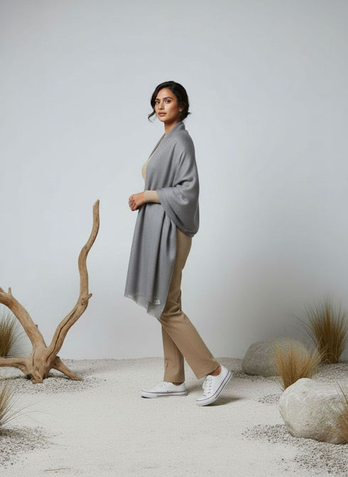 Veloria Wool Shawl - Light Grey