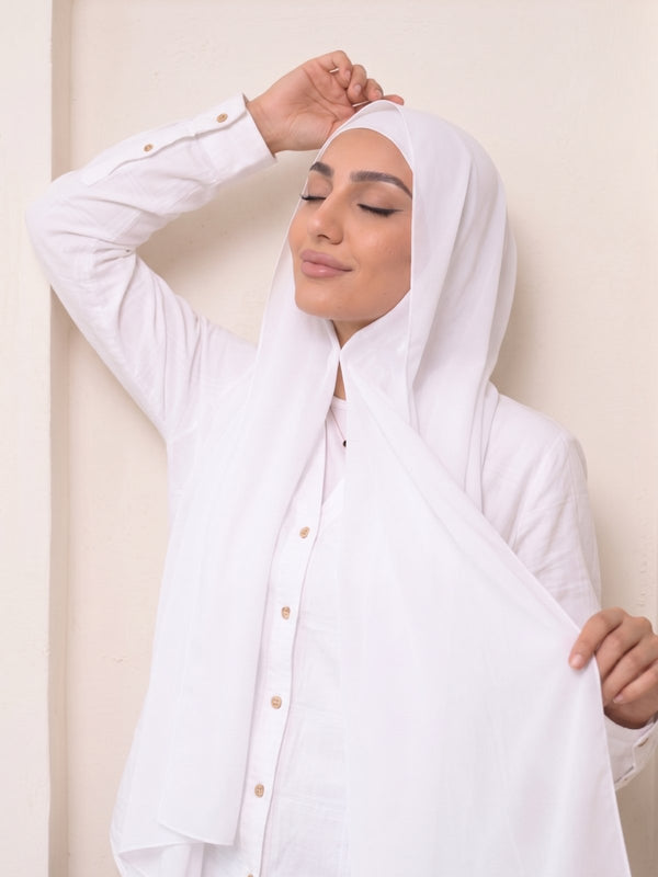 Built-in Magnet Hijab - White