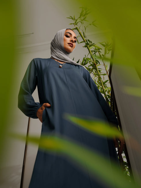 Relaxed Zip Maxi Abaya - Charcoal Grey