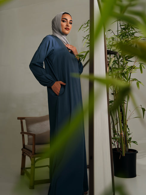 Relaxed Zip Maxi Abaya - Charcoal Grey