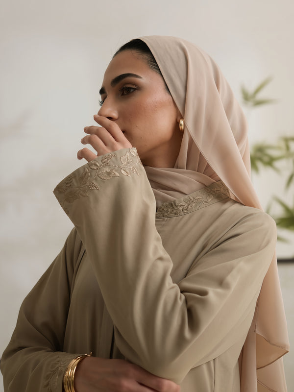 Malika Abaya