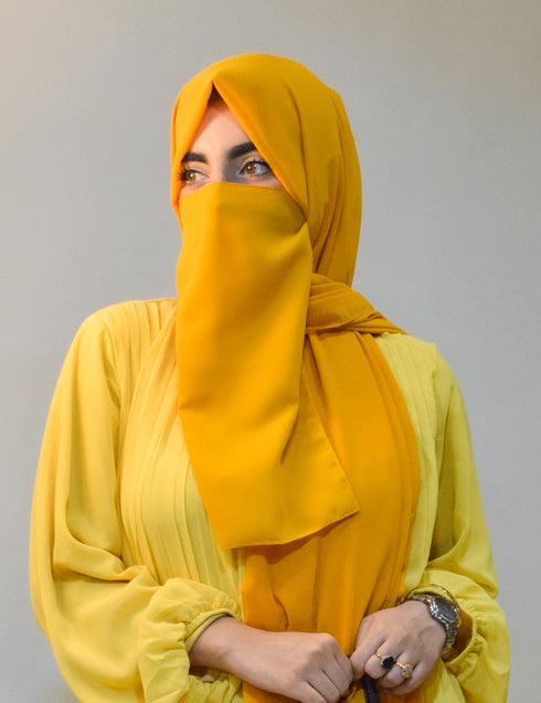 Half Niqab