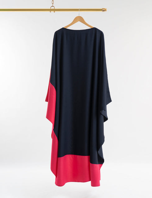 أتساءل الهروب من القفطان