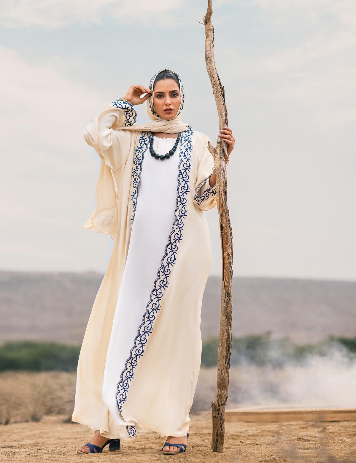 Pakistan Apya Abayas available online in Pakistan – The Hijab Company